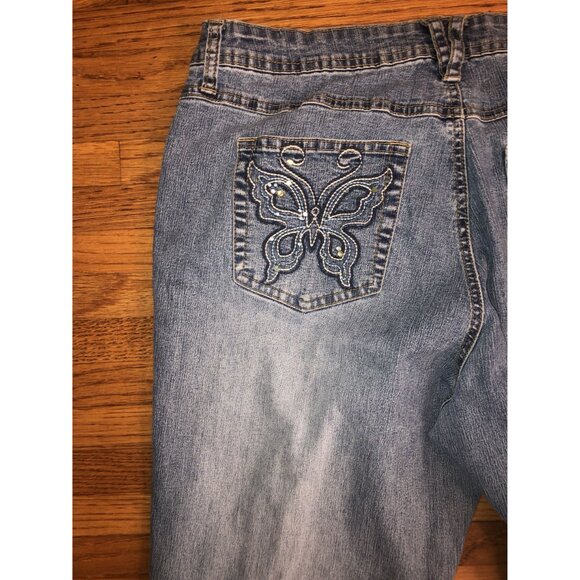 Angels Women's Embellished Butterfly Embroidery Baggy Jeans Faded Size 18 - Picture 13 of 16